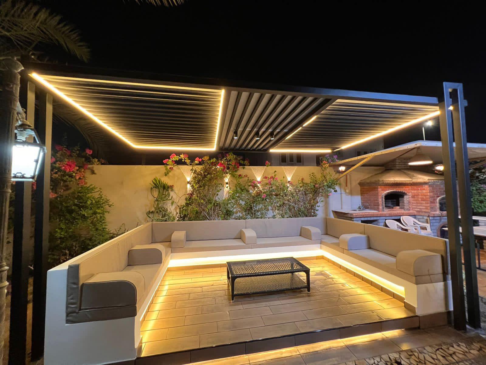 أجمل تصميمات الجلسات الخارجية في حدائق الرياض | زهرة بستاني